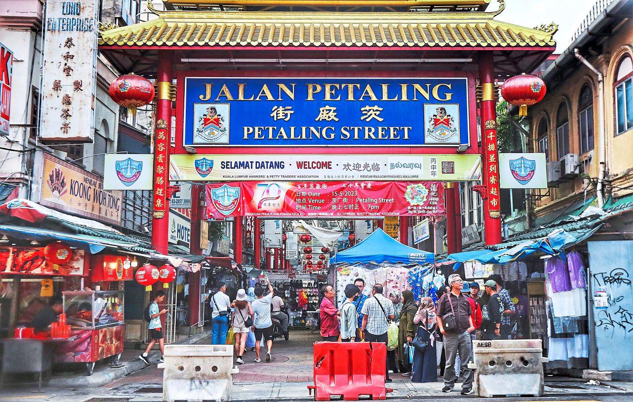 2001 十强赛：那夜工体的红色海洋，吉隆坡茶餐厅的欢呼