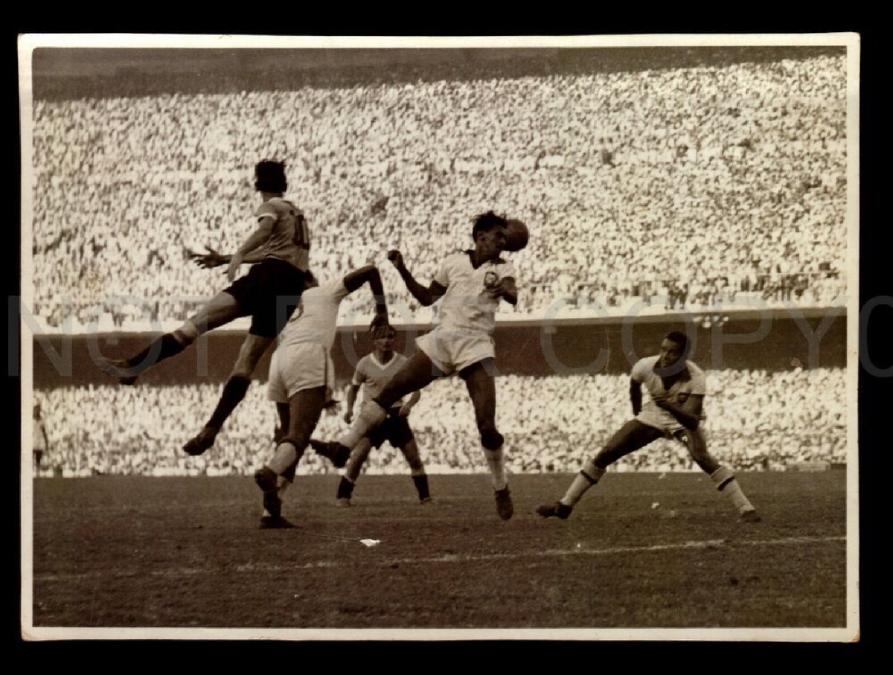 1950年世界杯马拉卡纳球场乌拉圭对阵巴西