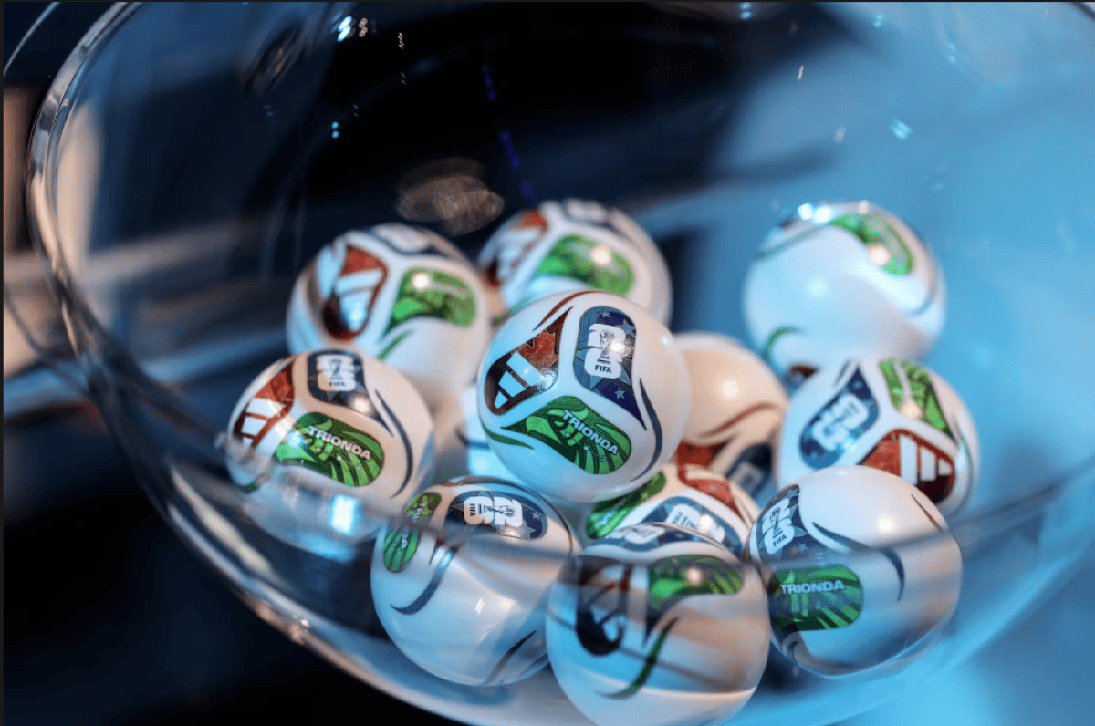 2026世界杯抽签揭晓：48队分组完整名单、死亡之组与东道主命运深度解析