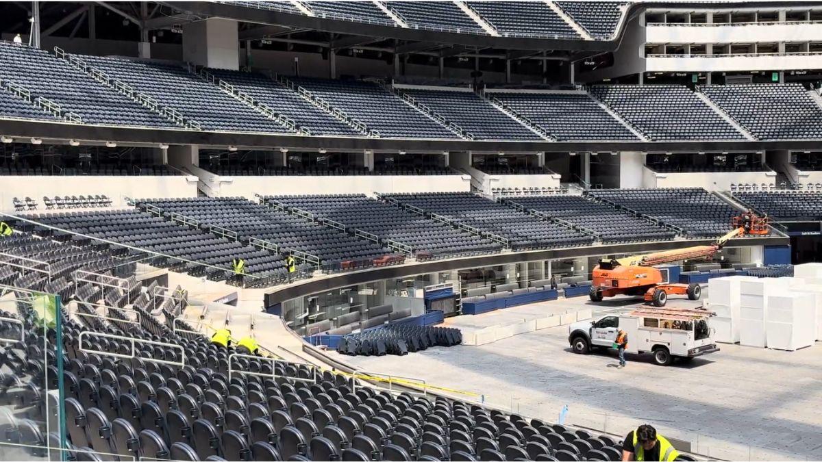 SoFi球场2026世界杯草皮改造开工现场