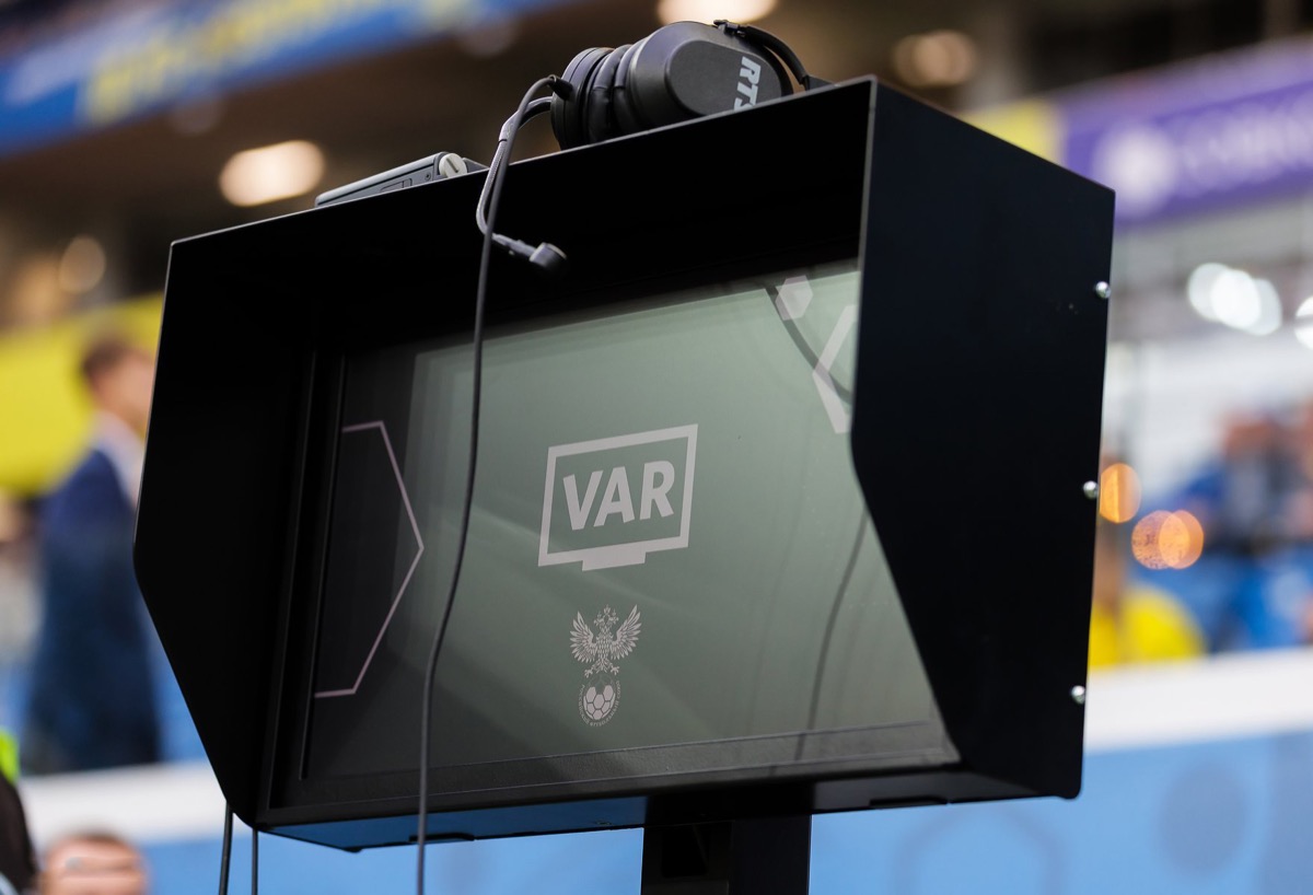 一个电话与一次VAR:2026世界杯,FIFA的独立与公信力被摆上审判台