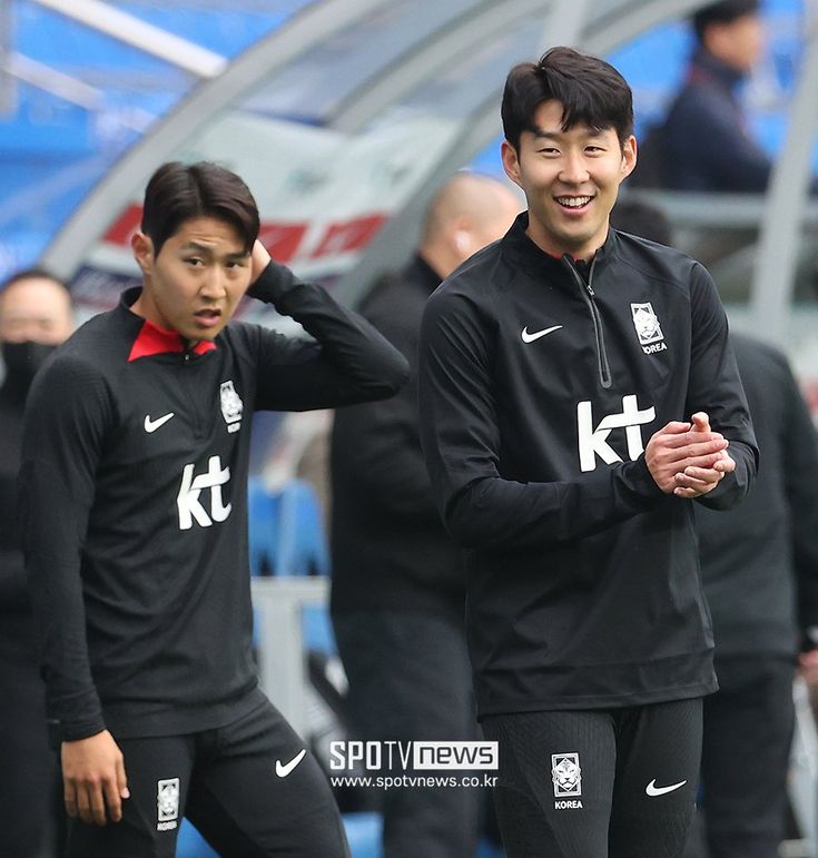 日本 vs 韩国：亚洲德比——世界杯史上首次正面交锋