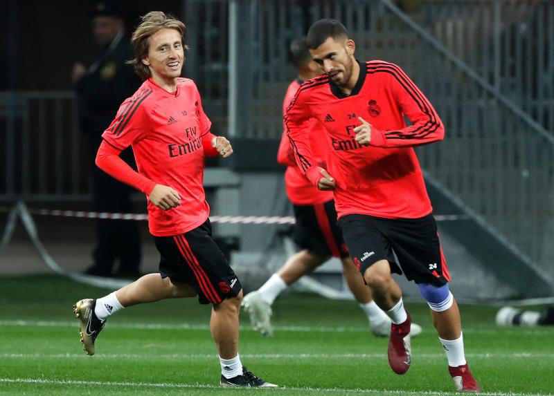 莫德里奇 vs 贝林厄姆：皇马传承——世代中场的巅峰对话