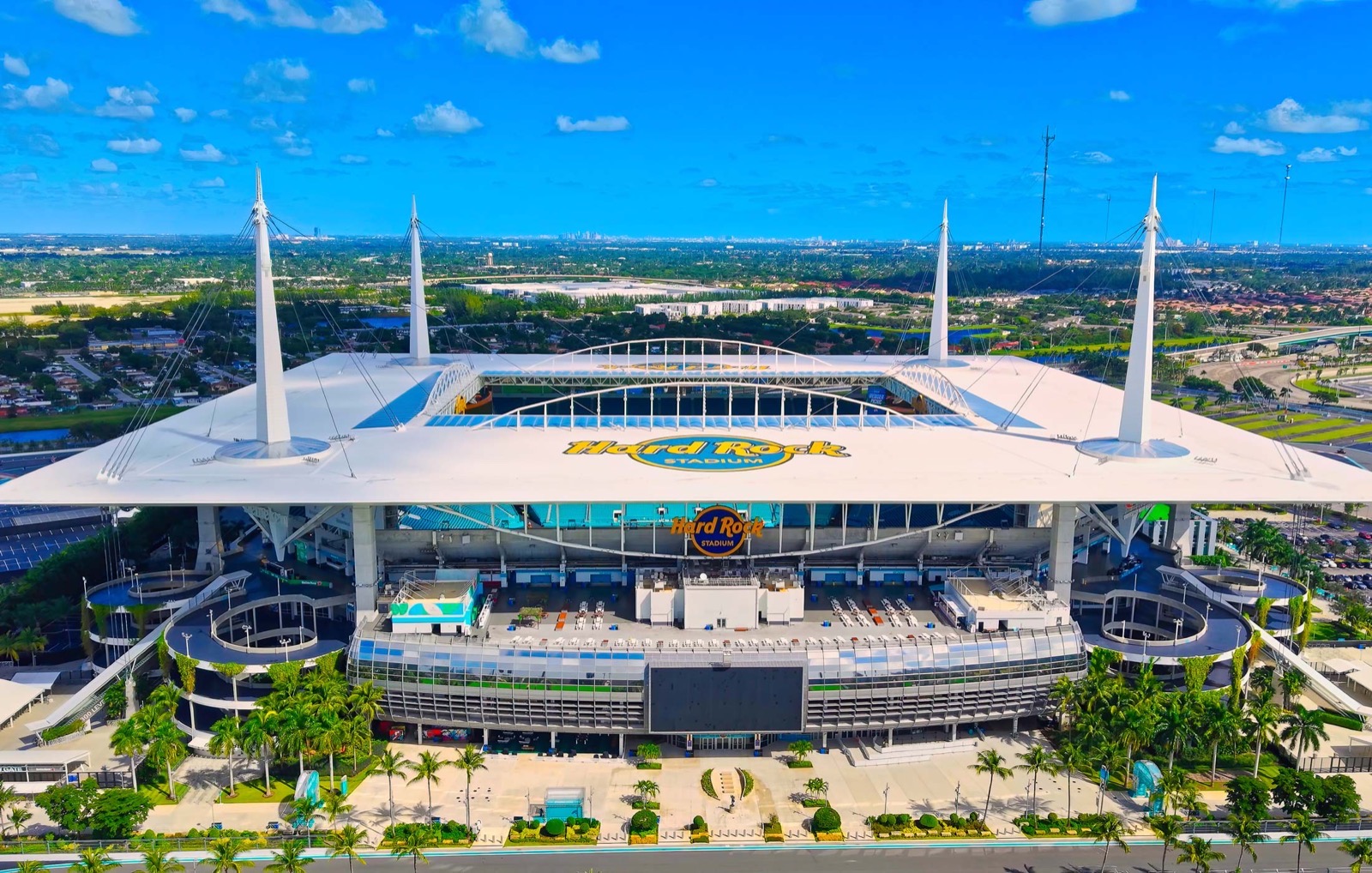 Hard Rock Stadium 世界杯 2026 攻略:迈阿密赛程、交通与尾随派对玩法